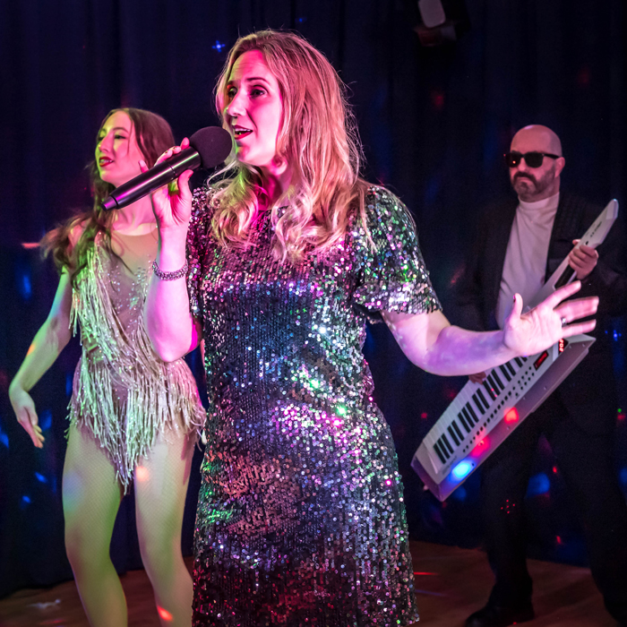 Kerry Rogers singing with Electro 90s at Berlin Recording Studios